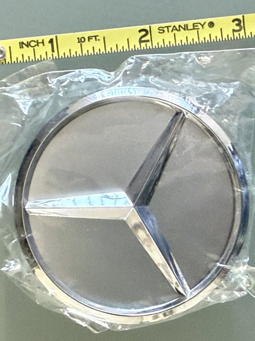 Mercedes Emblem Front Grill Badge Star 2,4" - Picture 2 of 12